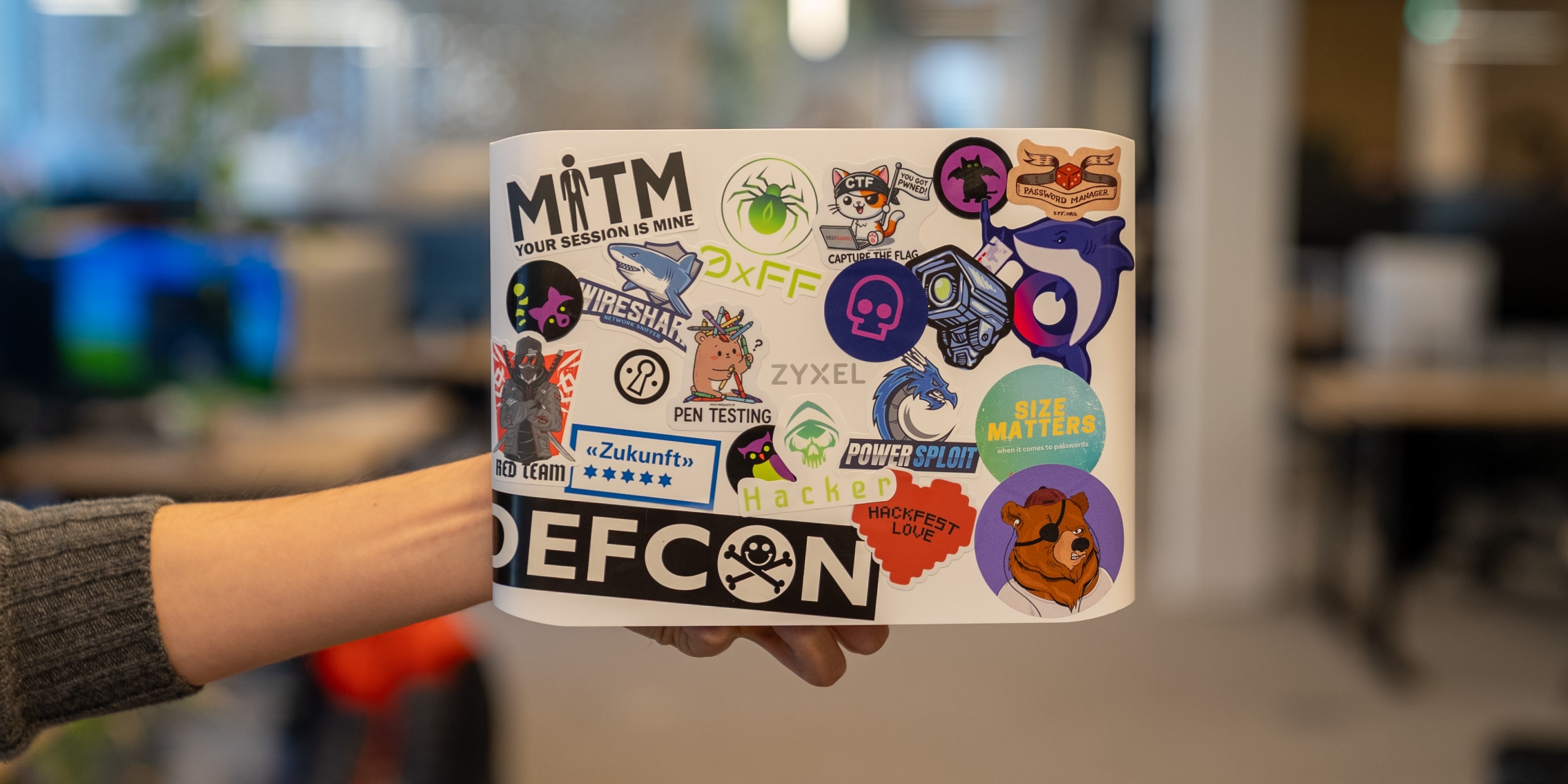 Network infrastructure at Digitec Galaxus | no big tech - Galaxus