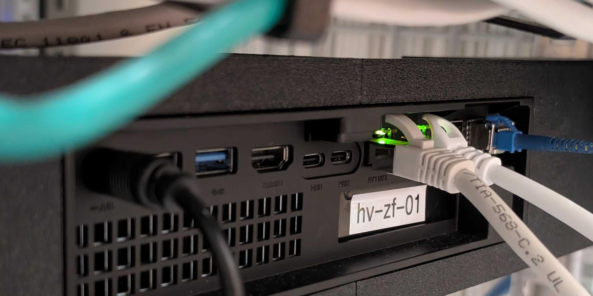 Network infrastructure at Digitec Galaxus | no big tech - Galaxus