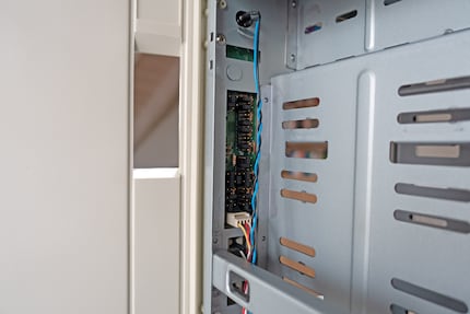 Here’s where you adjust the display. Find the right jumper and off you go.