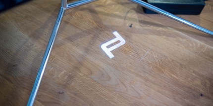 ... displays the Porsche Design or Agon logo.