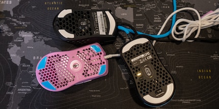 Il numero di piedini di scorrimento varia per tutti i mouse: l’M42 e l'MM710 ne hanno due, l’O- ne ha quattro.