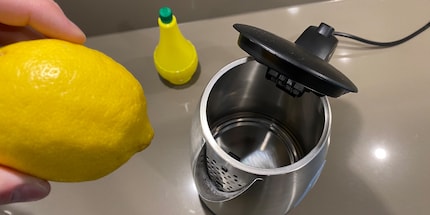La potenza dell'acido citrico scioglie quasi ogni accumulo di calcare.