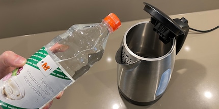 L'aceto è lo smacchiatore domestico universale per eccellenza.