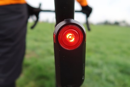 Il fanale posteriore Varia RTL516 con radar integrato.