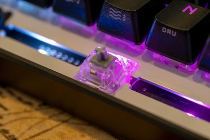 Il Cherry MX Speed Silver integrato.