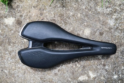 Approach: la versatile sella allround di Giant.