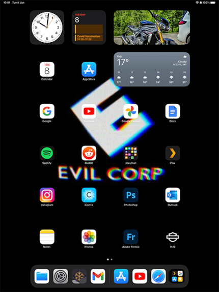 La schermata iniziale del mio iPad prima dello smistamento.