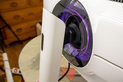 L'illuminazione dell'Infinity Core è appena visibile durante il giorno.