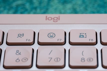 L'importante è che ci sia il tasto emoji.