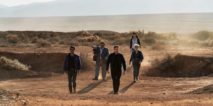 Questo non è un dietro le quinte degli attori sulla strada per il set, ma è uscito direttamente dal film.