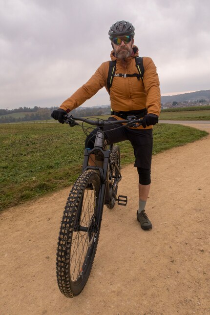 Sono il pantalone a tre quarti che vedi indossato sotto.
