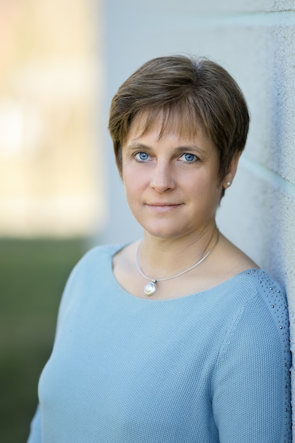Maya Risch:«Spesso le cose si complicano quando il secondo nato diventa improvvisamente più veloce, più intelligente e più coraggioso, rischiando di scardinare il naturale ordine gerarchico».