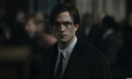 Una specie di rock star in una villa fatiscente – è così che Matt Reeves ha immaginato il figlio del miliardario quando stava scrivendo, ha detto.