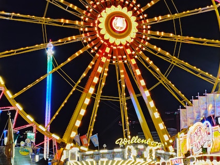 3.3× zoom