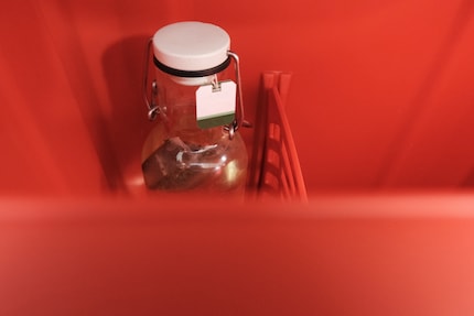L'etichetta del tè è stata censurata perché acquistato nel supermercato «sbagliato».