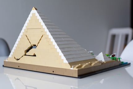 Il sistema di camere all'interno della piramide.