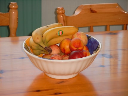 Il luogo in cui i moscerini della frutta si sentono a casa: la fruttiera.