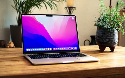 Il nuovo MacBook Air ha un display di 13,6 pollici invece che di 13,3.