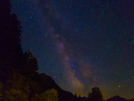 Bilanciamento del bianco a 3600 K: più o meno giusto, il cielo mostra una varietà di colori.
