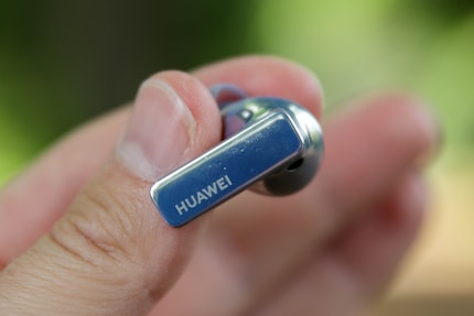 Rispetto ai predecessori, la durata della batteria si è ridotta, ma per me è ancora sufficiente.