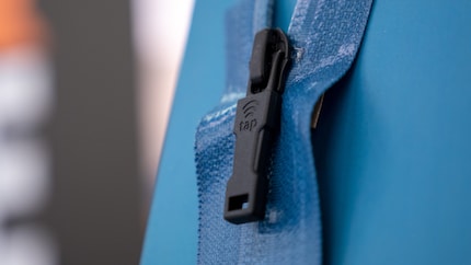 La Smart Zipper collega la tua giacca al mondo online.