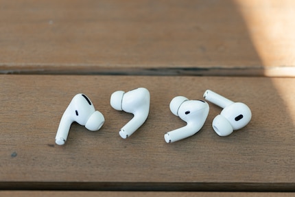 Trova le differenze: quali sono gli AirPods nuovi e quali quelli vecchi?