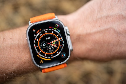 Ho dei polsi sottili. L'Apple Watch Ultra sembra sovradimensionato, ma è comunque comodo.