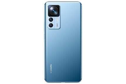 Die Rückseite des Xiaomi 12T unterscheidet sich vor allem durch den Aufdruck «108 Megapixel» vom 12T Pro.