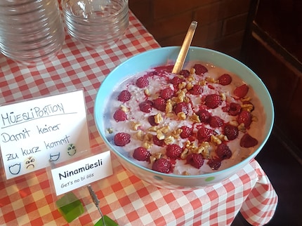 Il müsli di Nina ci fornisce l'energia necessaria per il terzo giorno di escursioni.