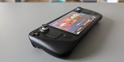 The Steam Deck is ideal for occasional short gaming sessions.
