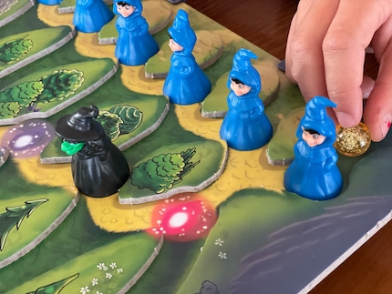 The start is at the top of the magic mountain. As soon as a sorcerer’s apprentice is lifted, the marble starts rolling.