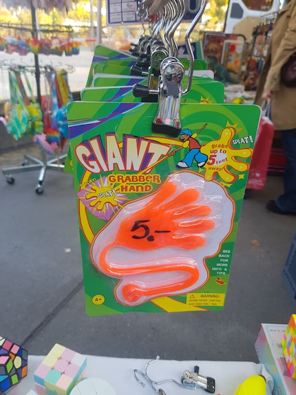 L'unica cosa che mi sembra gigantesca è il prezzo.
