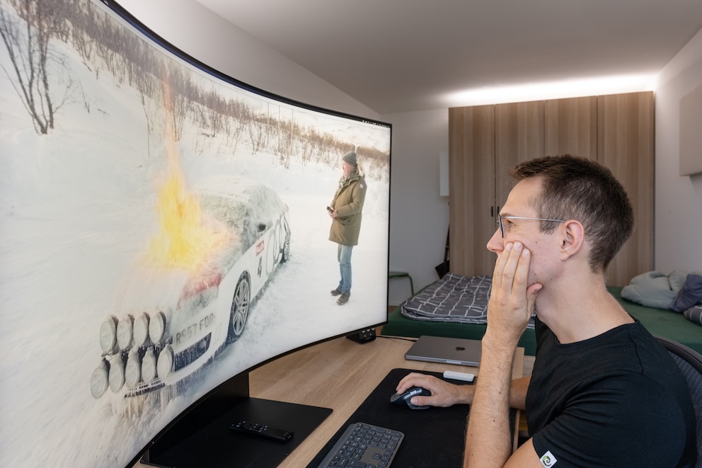 Per i film e le serie, trovo che l'Ark non sia adatto alla distanza ottimale dal display – se vuoi sapere come ci si sente, siediti direttamente di fronte al tuo TV 4K.