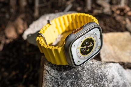 Per le immagini di questo test e per motivi estetici, ho utilizzato l'Ocean Band giallo brillante. Se fosse il mio orologio personale, preferirei il più discreto Alpine Loop grigio.