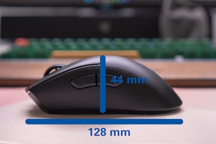 The Deathadder V3 Pro from the side