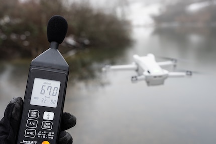 I droni più piccoli di DJI sono piacevolmente silenziosi e quindi meno fastidiosi per gli altri.