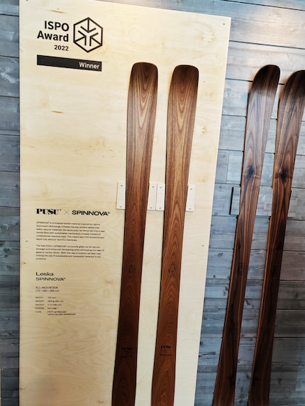 Gli sci all-mountain Spinnova di Pusu Loska all'ISPO di Monaco.