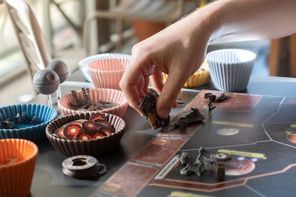 Il materiale ludico deve essere ben assortito.