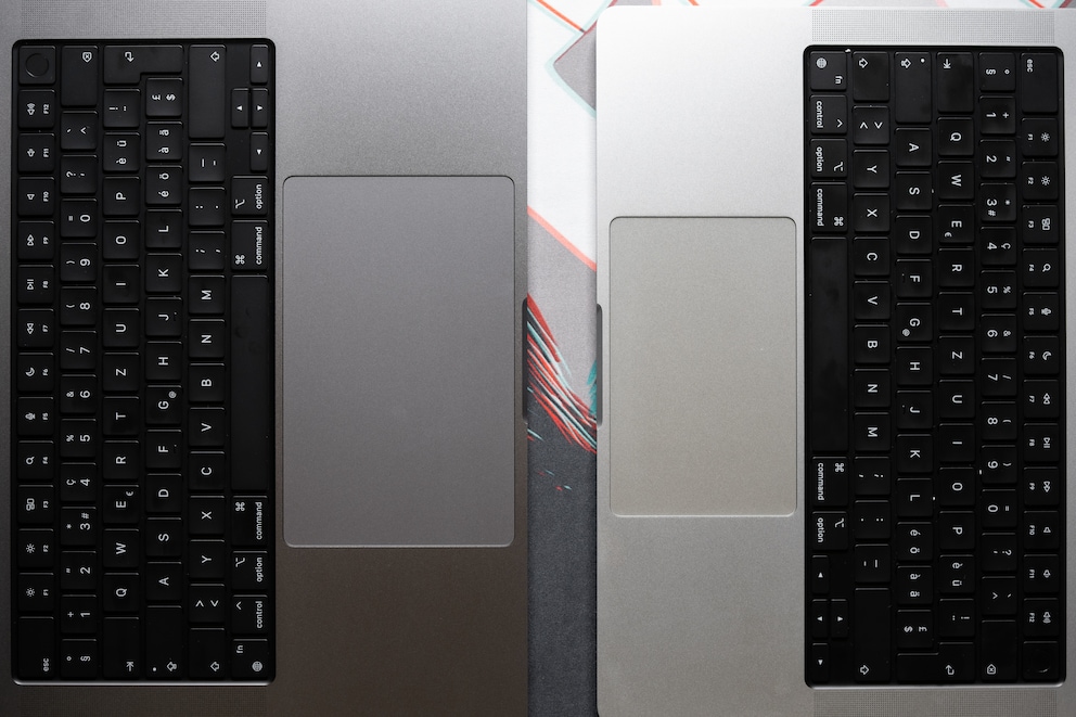 Il touchpad del 16 pollici è molto più grande del 14 pollici. La tastiera, invece, è la stessa.