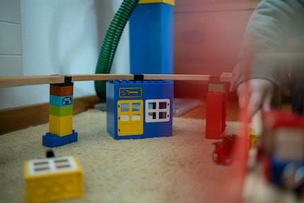 Che si tratti di un mattoncino costruzione o di un edificio finito, i connettori Toy2 si adattano a tutto ciò che è compatibile con Duplo.