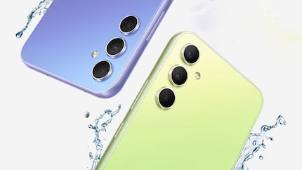 Si dice che entrambi gli smartphone di fascia media siano impermeabili.