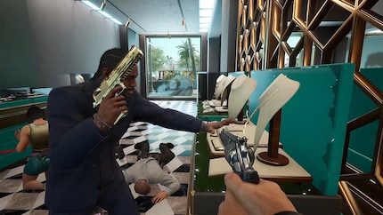During robberies, your goal is to grab loot as quickly as possible and then disappear in a getaway car.