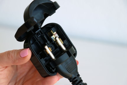 Remove casing.