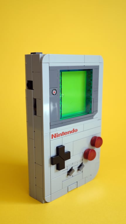  Ecco come appare il Lego Gameboy.