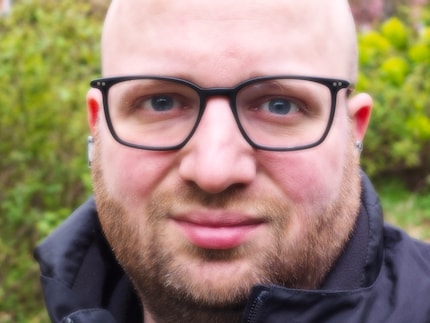 Troppo soft focus con 90 millimetri.