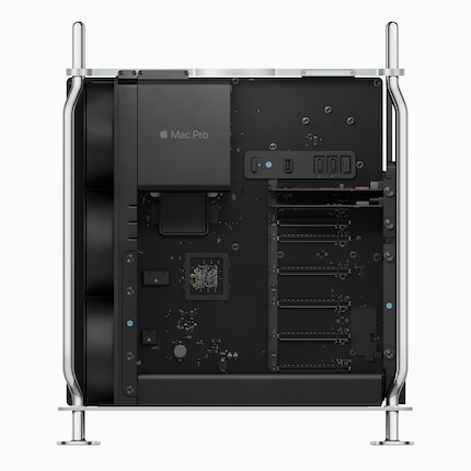 Modulare è un termine elastico: come in tutti i computer con chip Apple Silicon, la CPU, la GPU e la RAM del Mac Studio sono integrate in un unico chip e non possono essere sostituite. Le uniche opzioni di espansione rimaste sono gli slot PCI-E.