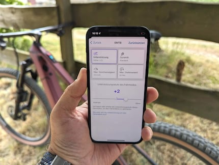Puoi configurare le modalità di guida e tutte le altre impostazioni della e-bike a tuo piacimento nell'app.