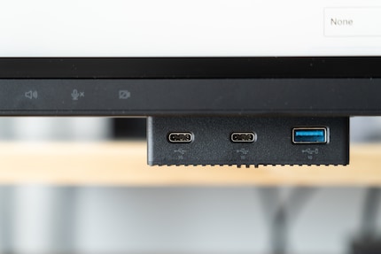 Posso estendere tre connessioni sul lato inferiore.