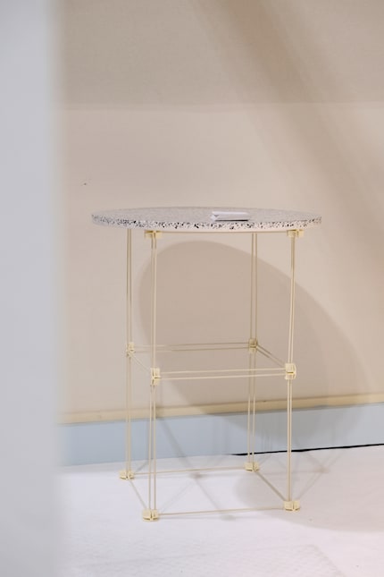 Il materiale Malàkio è come destinato all'arredamento.