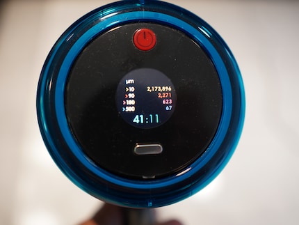 Sul display è possibile vedere quante particelle di quali dimensioni sono state aspirate.